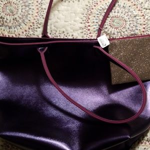 Purple tote bag